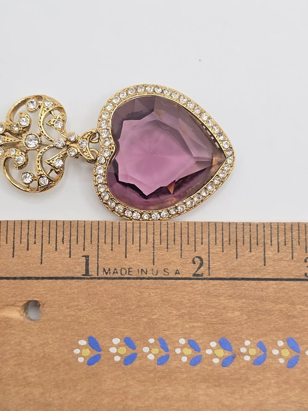 Vintage Purple Crystal Heart Brooch Rhinestone Gold Tone Articulated 2.25